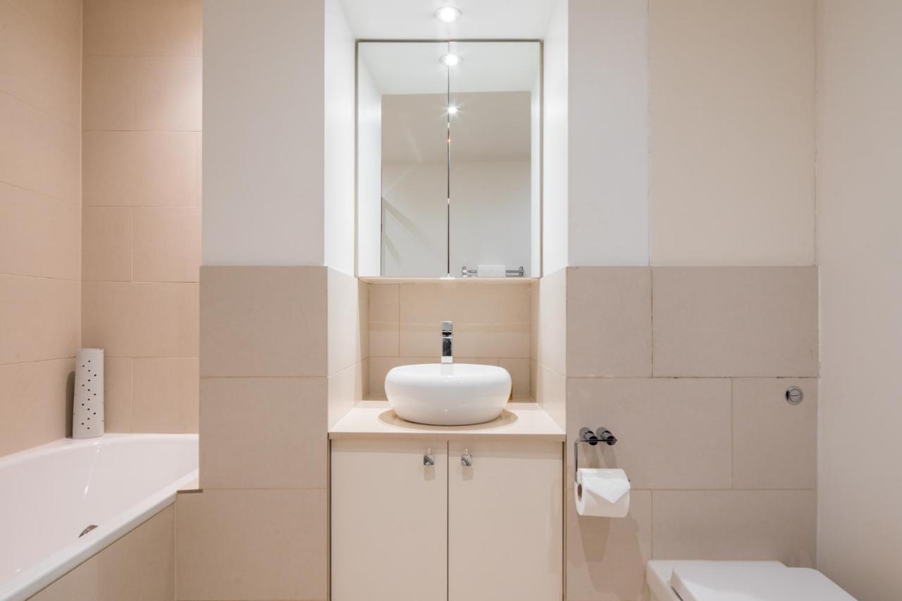 Апартаменты Tavistock Place